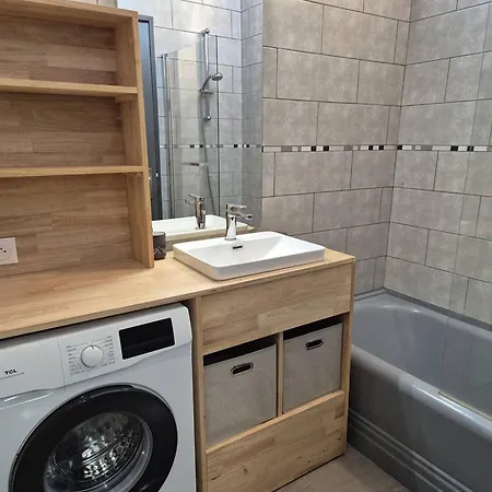 T2 Au Centre, Proche Telecabine Et Services A - Fr-1-234-329 Apartment